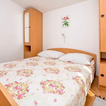 Apartments Karleusa Rogoznica  Ngoại thất bức ảnh