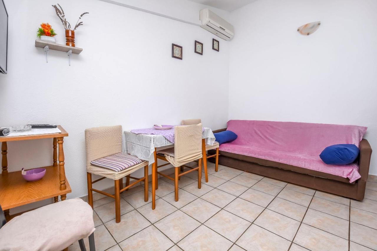 Apartments Karleusa Rogoznica  Ngoại thất bức ảnh